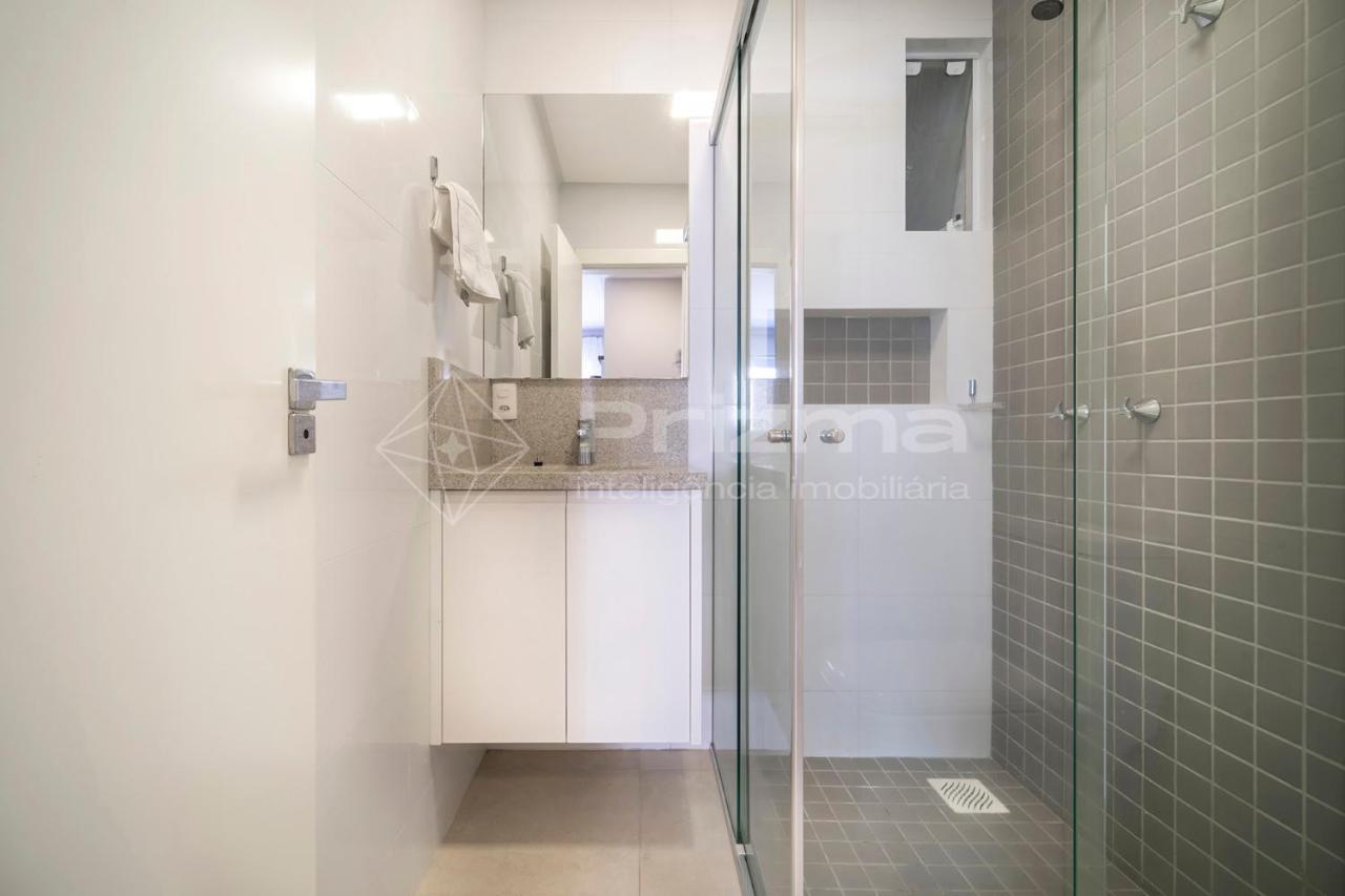 Mario Guilherme - Apto - 303 - Lindo Apartamento Condominio De Alto Padrao Com Piscina E Academia. Бомбиньяс Экстерьер фото