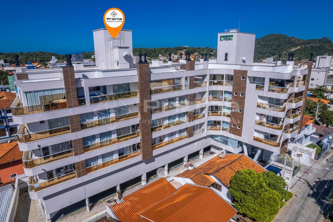 Mario Guilherme - Apto - 303 - Lindo Apartamento Condominio De Alto Padrao Com Piscina E Academia. Бомбиньяс Экстерьер фото