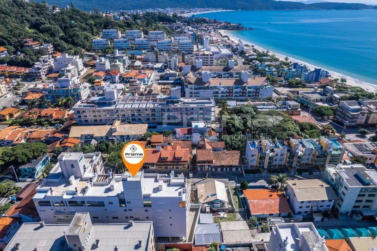Mario Guilherme - Apto - 303 - Lindo Apartamento Condominio De Alto Padrao Com Piscina E Academia. Бомбиньяс Экстерьер фото