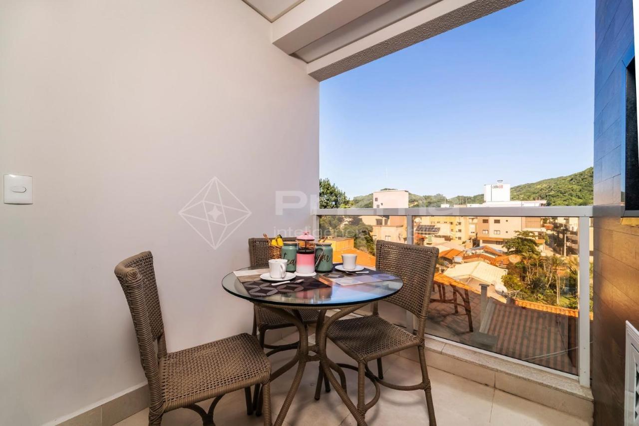 Mario Guilherme - Apto - 303 - Lindo Apartamento Condominio De Alto Padrao Com Piscina E Academia. Бомбиньяс Экстерьер фото
